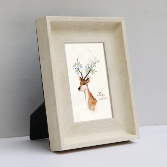 Simple Resin Photo Frame With Wood Grain